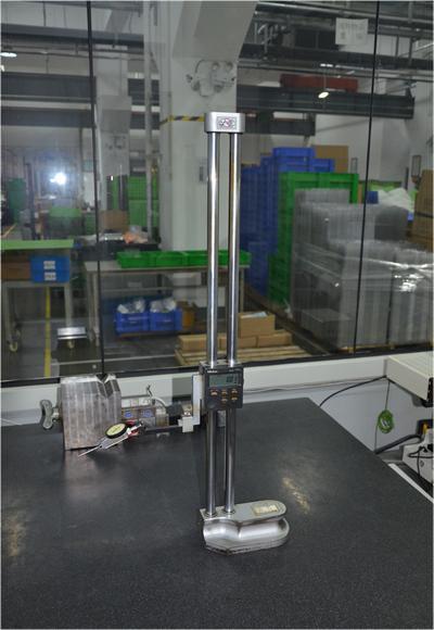 3、精密高度尺.JPG